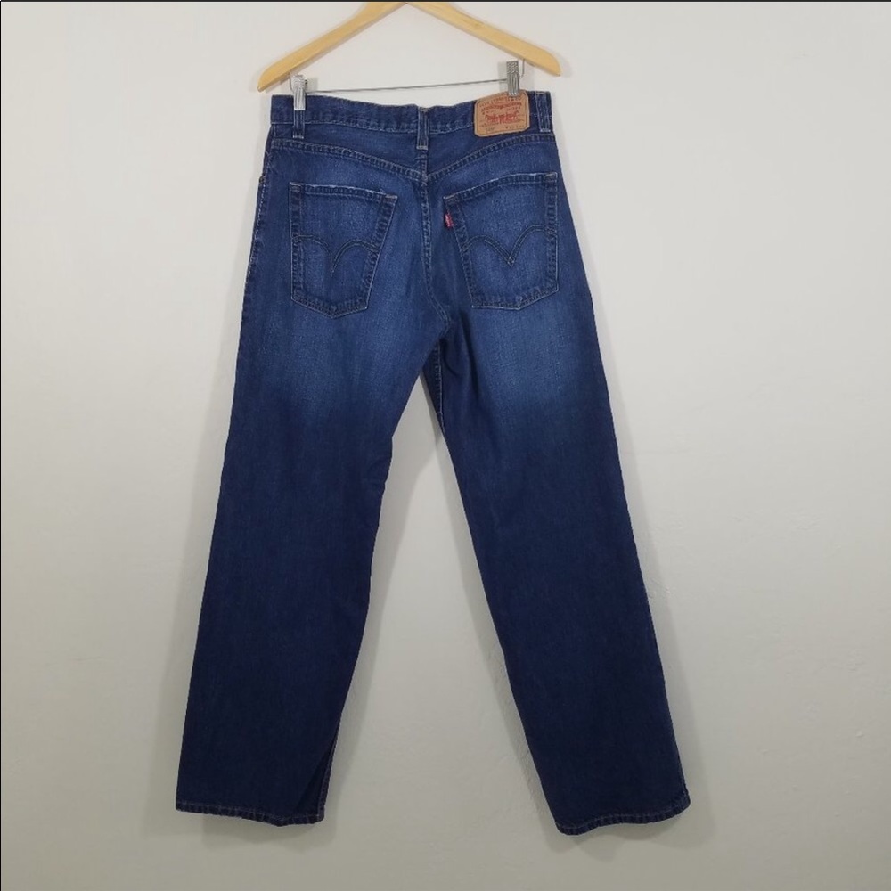Men’s 33/34 Levi’s 569 Loose Straight Jeans
